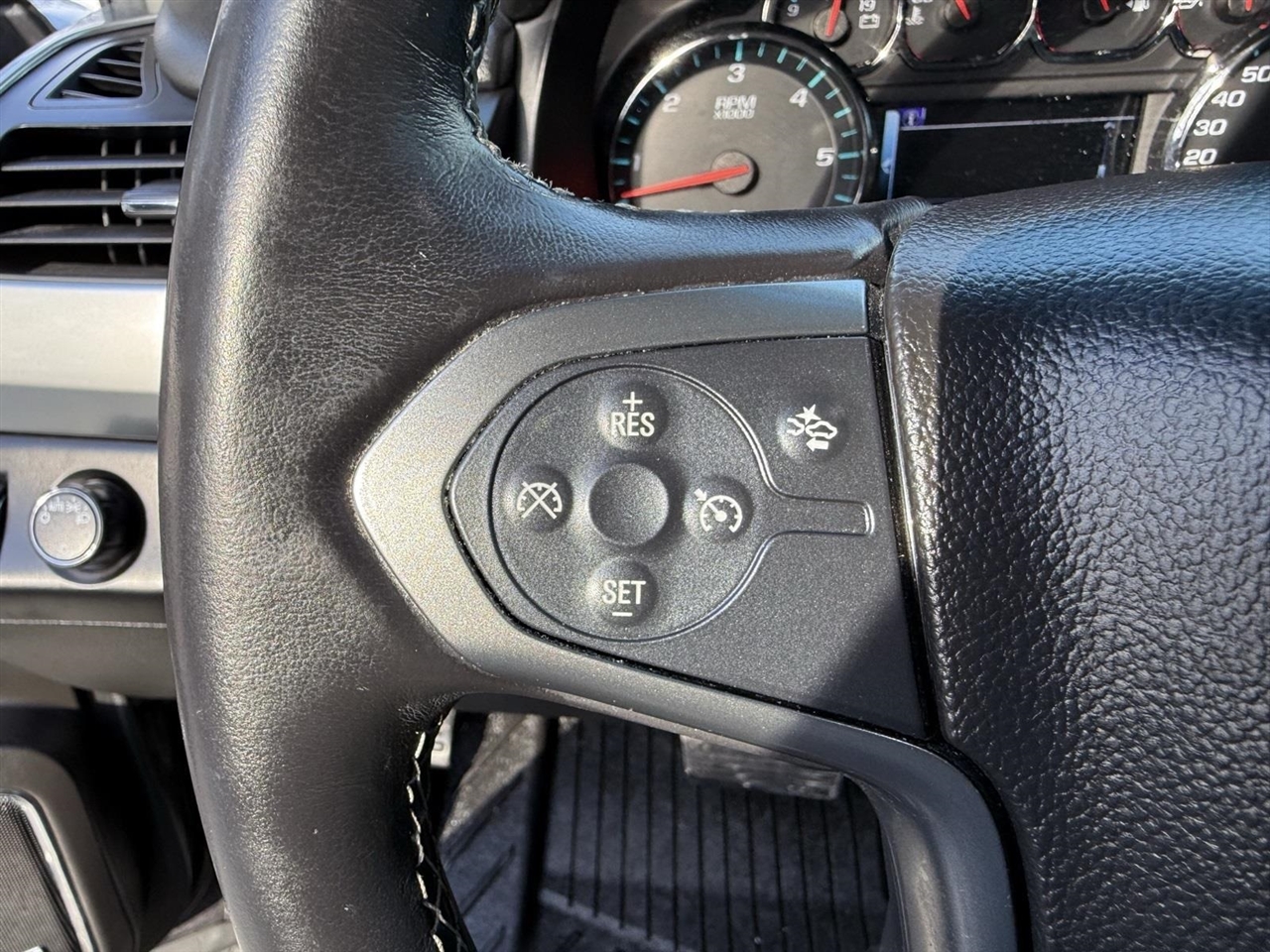 Chevrolet Tahoe  2017