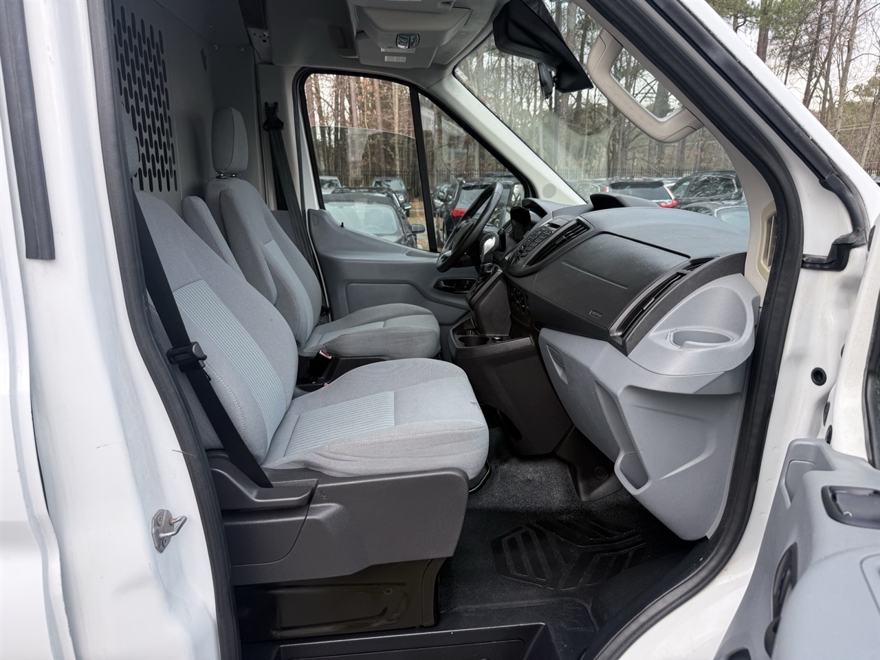 Ford Transit  2015