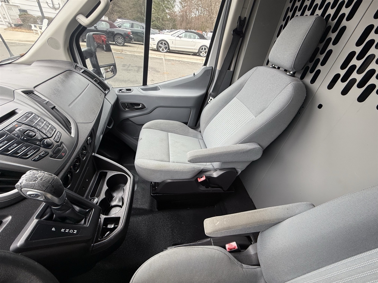 Ford Transit  2015