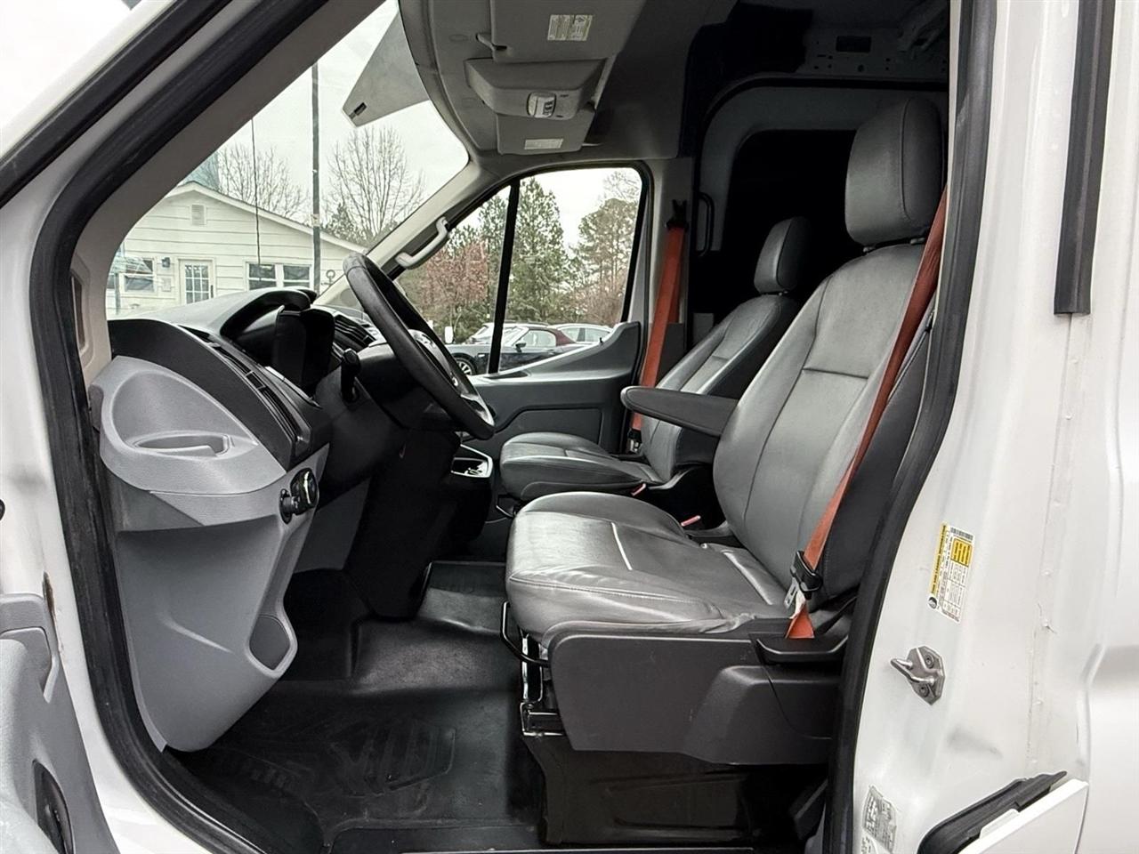 Ford Transit  2019