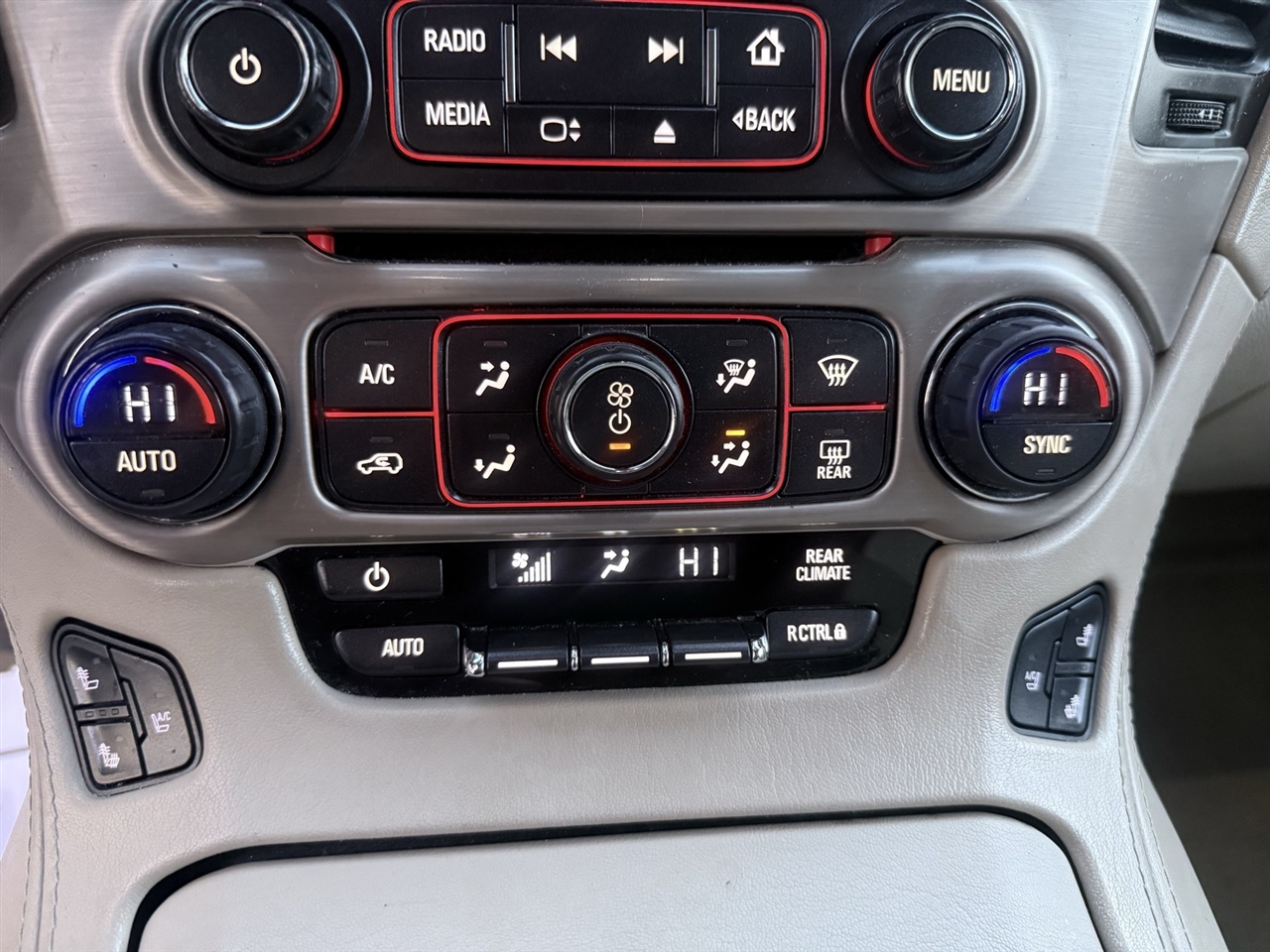 GMC Yukon Denali  2015