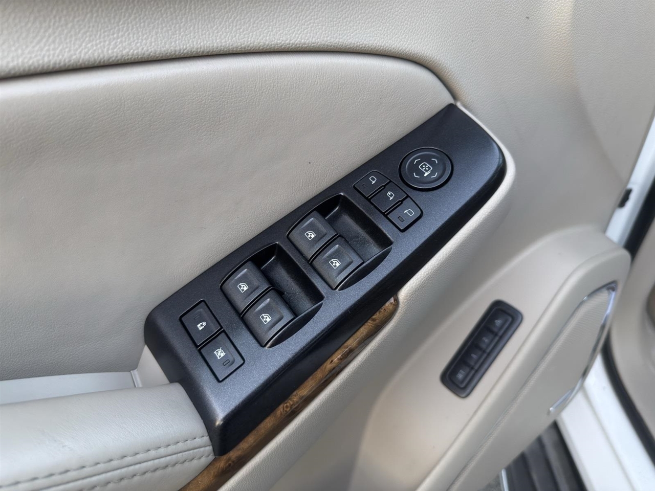 GMC Yukon Denali  2015