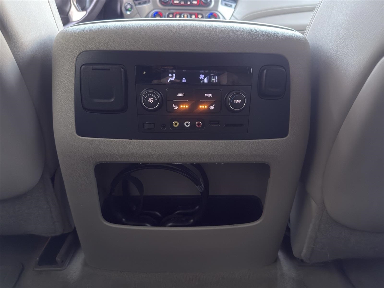 GMC Yukon Denali  2015