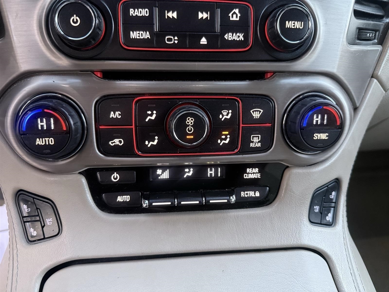 GMC Yukon Denali  2015