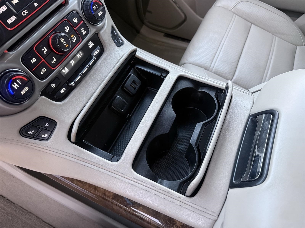 GMC Yukon Denali  2015