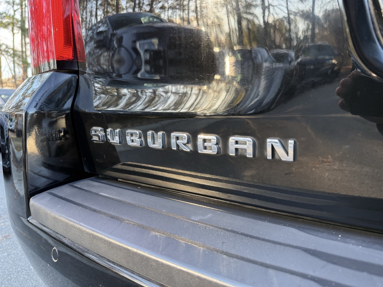 Chevrolet Suburban  2018