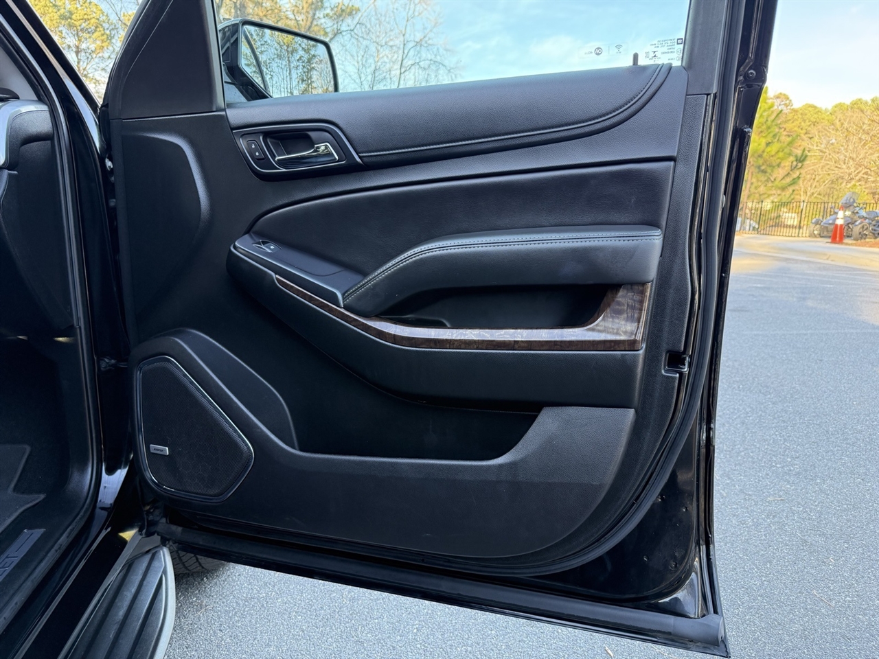 Chevrolet Suburban  2018