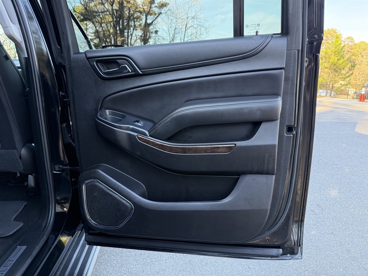 Chevrolet Suburban  2018