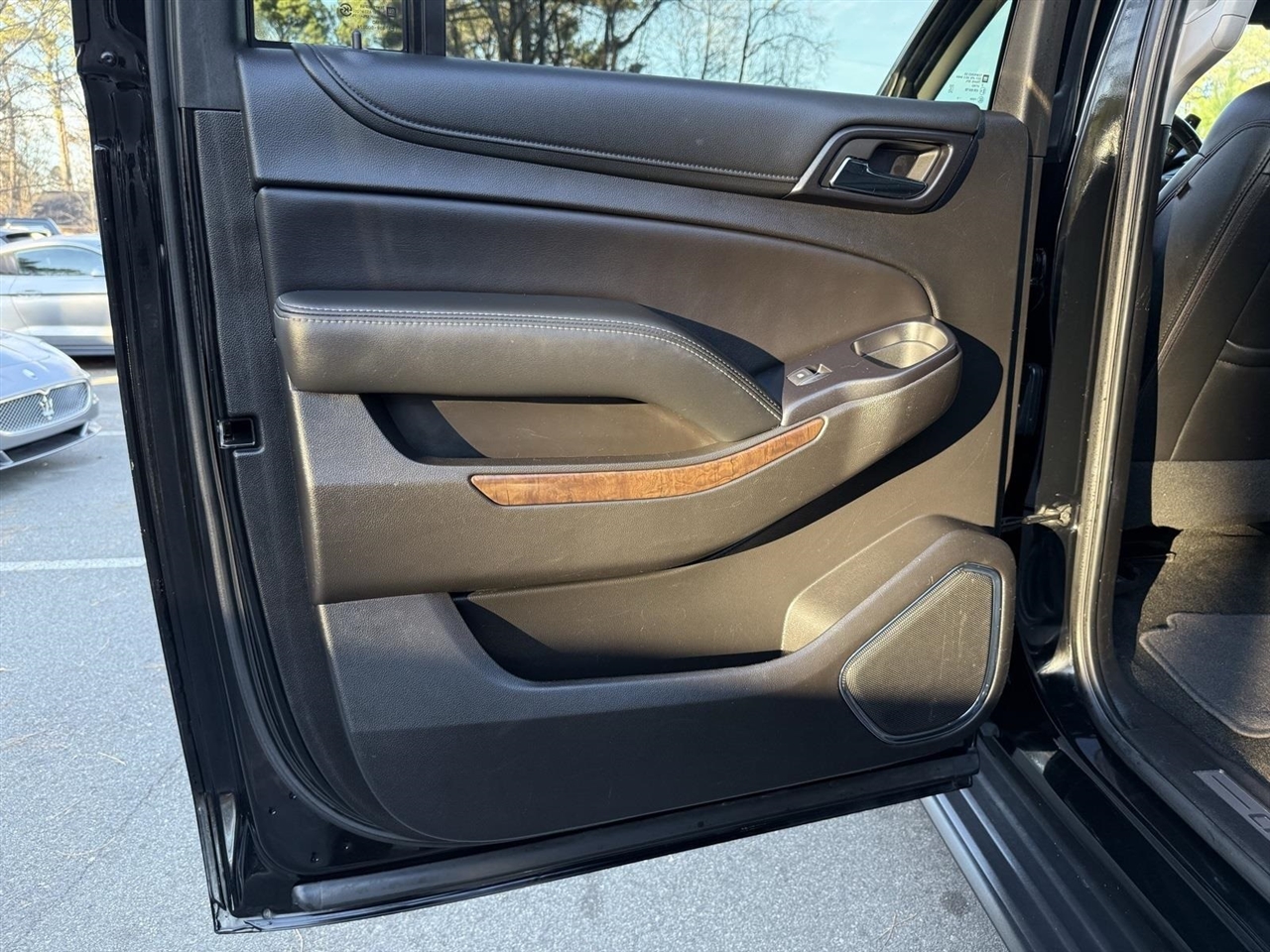 Chevrolet Suburban  2018