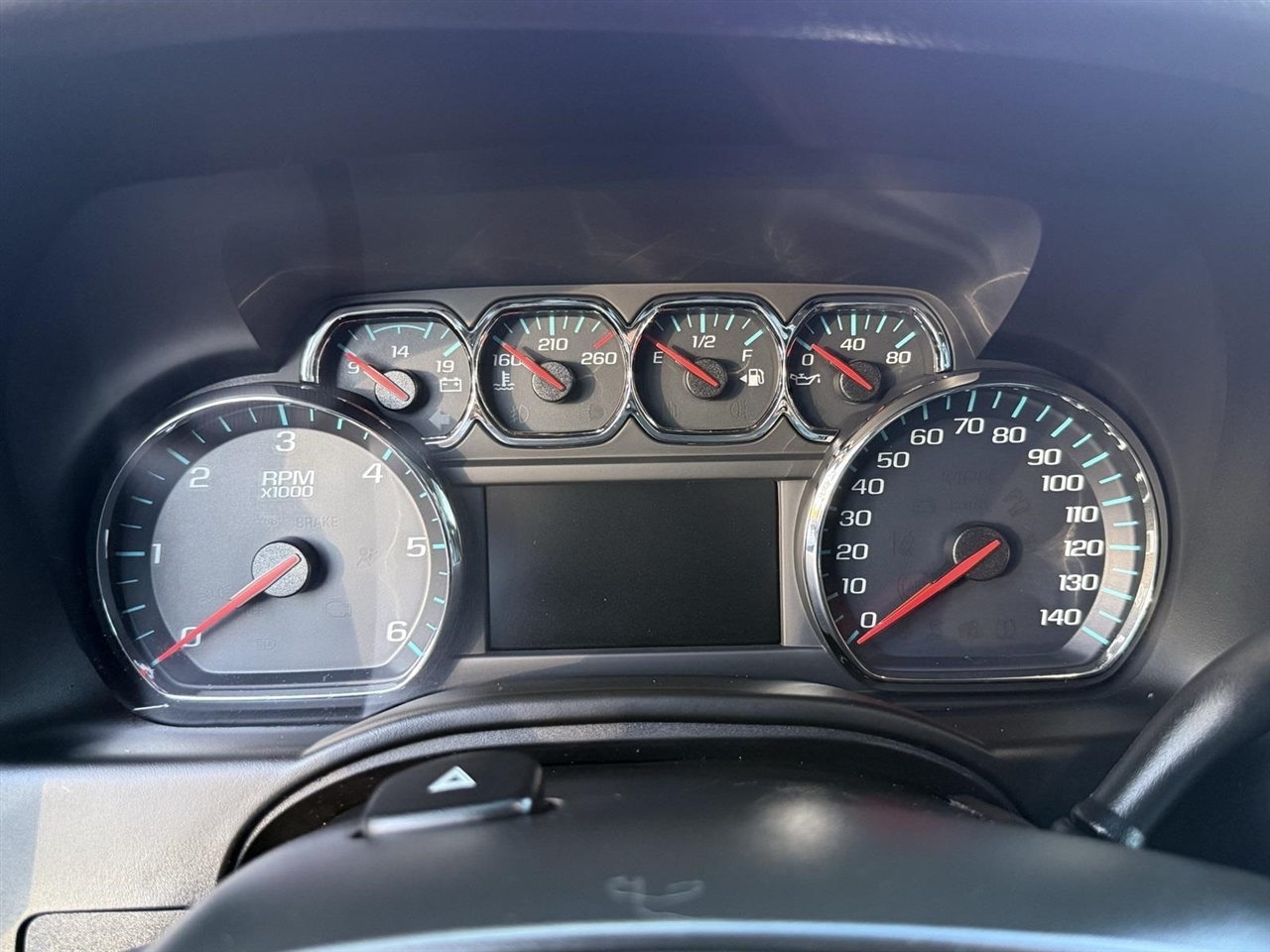 Chevrolet Suburban  2018