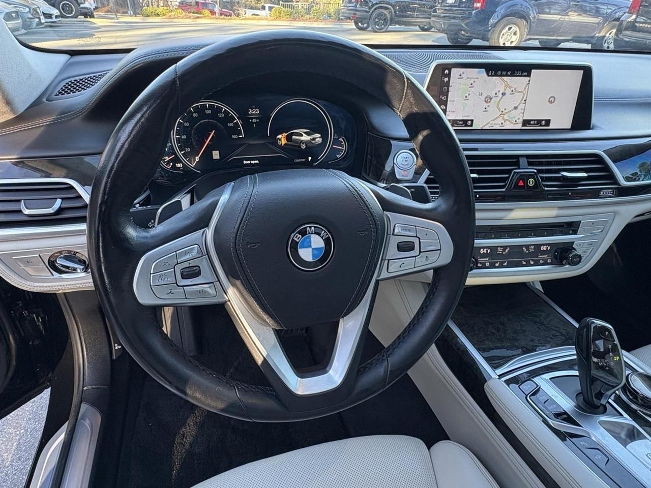 BMW 7-Series  2018