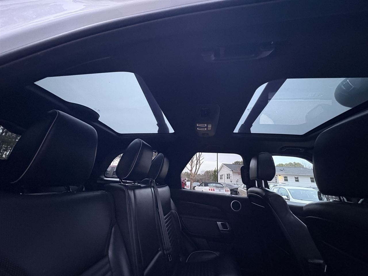 Land Rover Discovery  2018