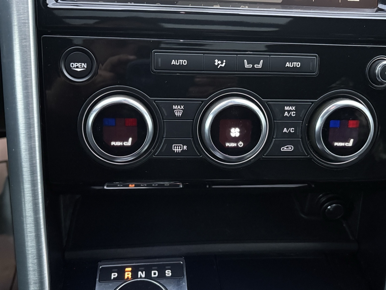 Land Rover Discovery  2018