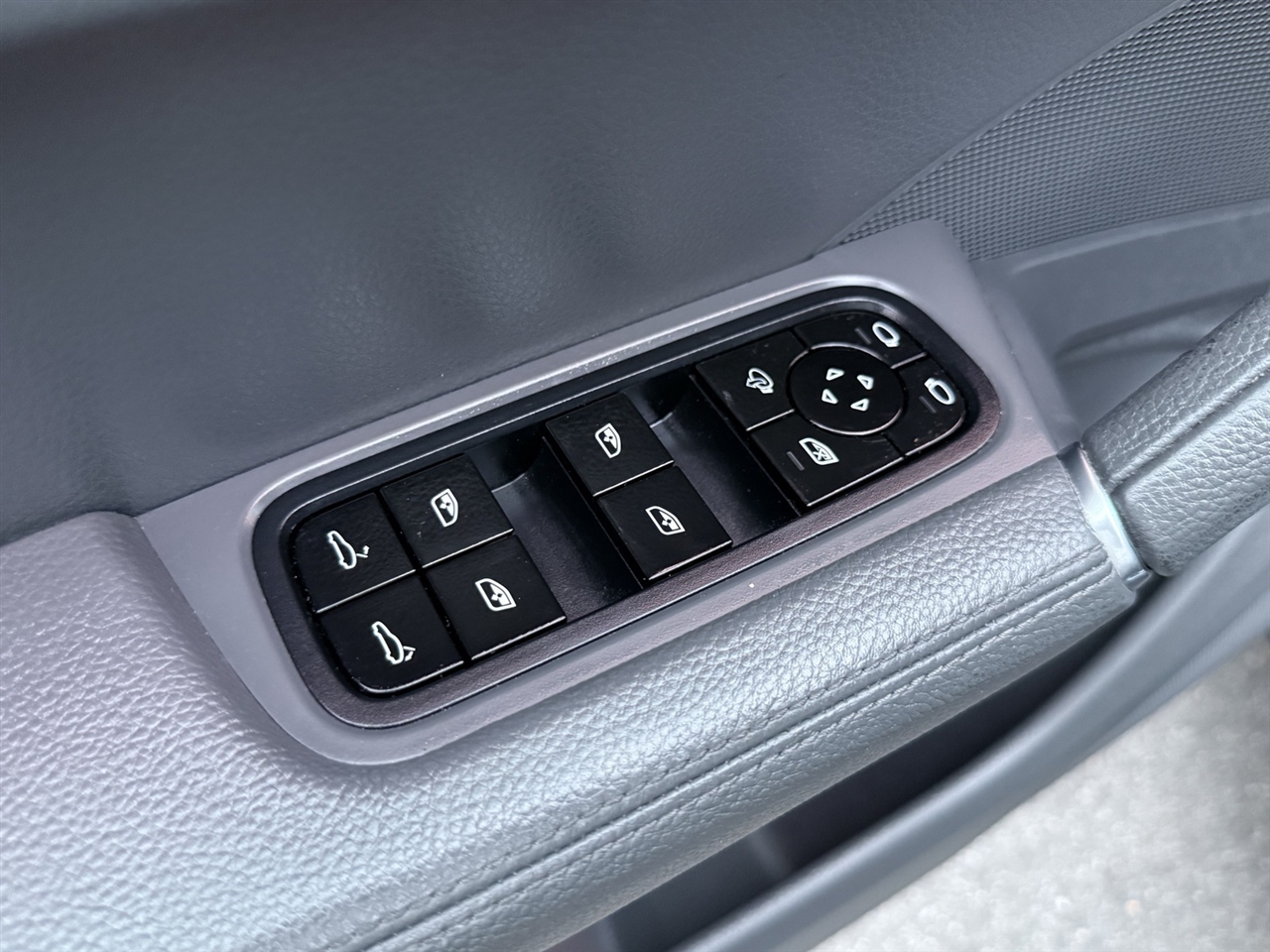 Porsche Cayenne  2019