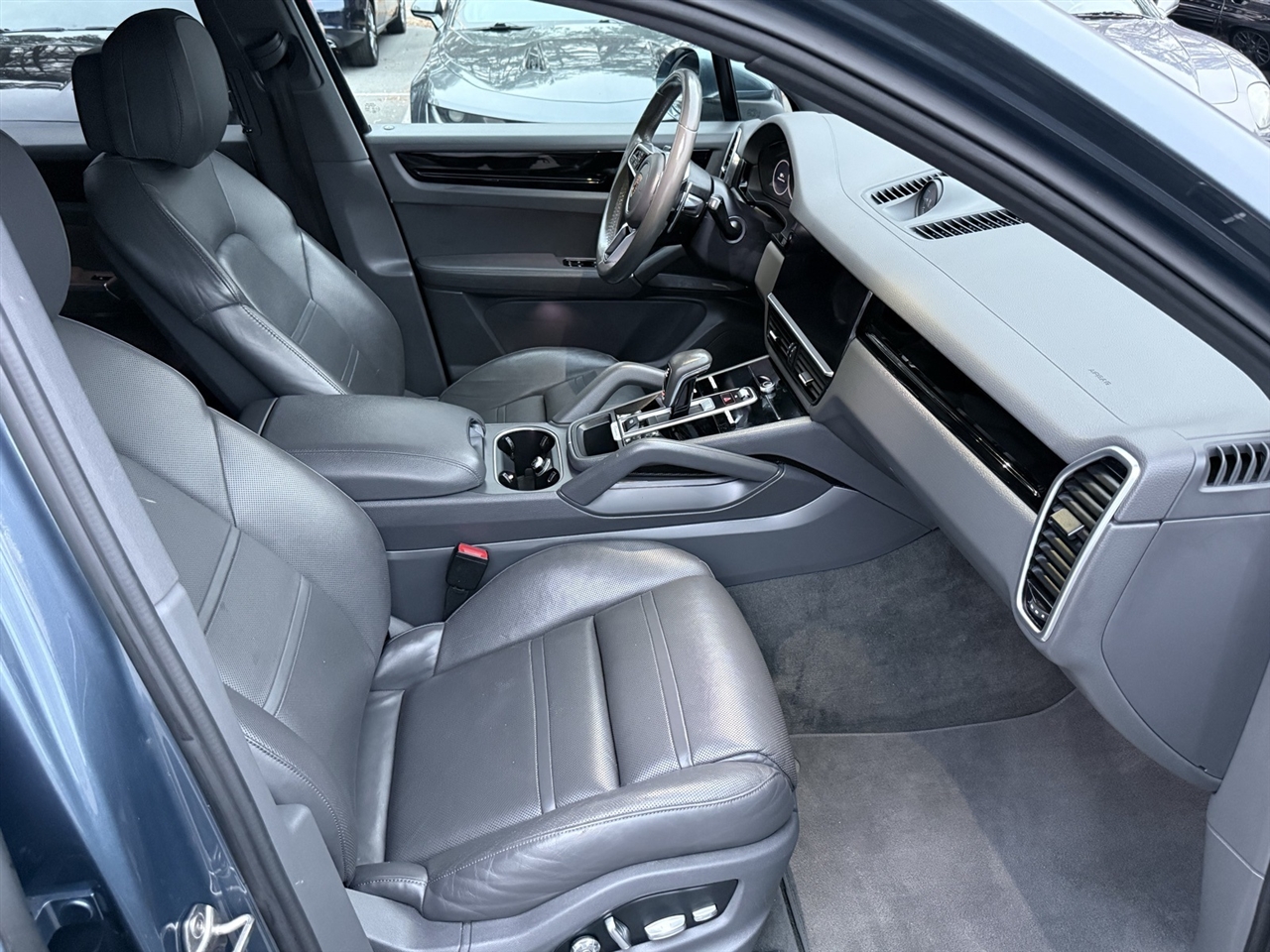 Porsche Cayenne  2019