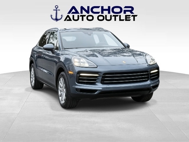 2019 Porsche Cayenne Base's photo