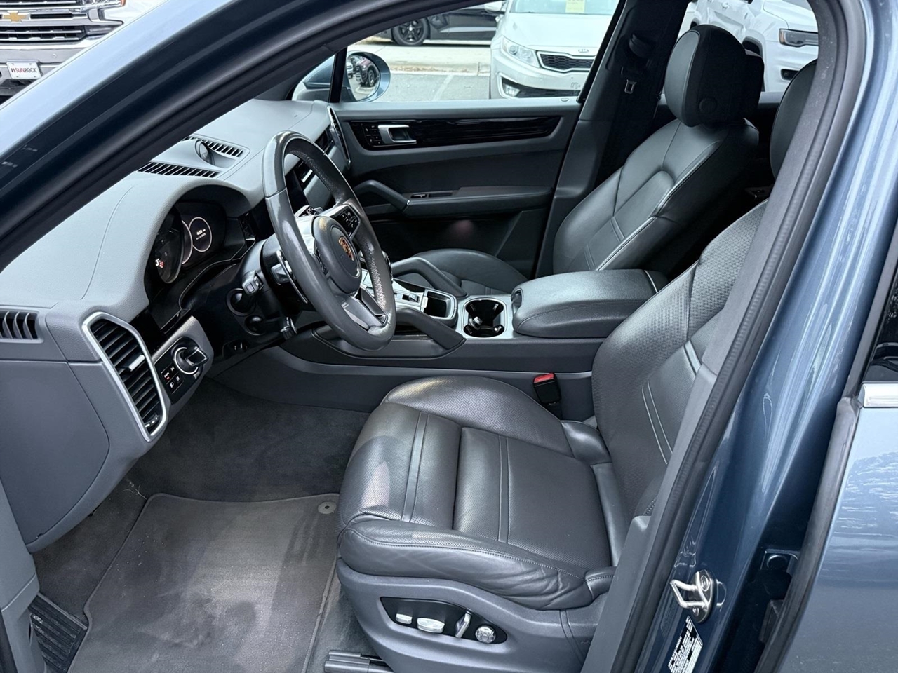 Porsche Cayenne  2019