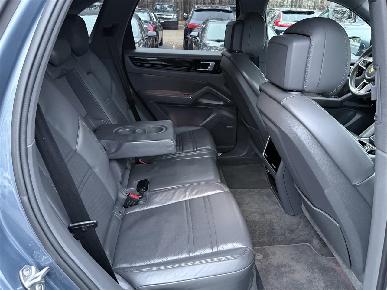 Porsche Cayenne  2019