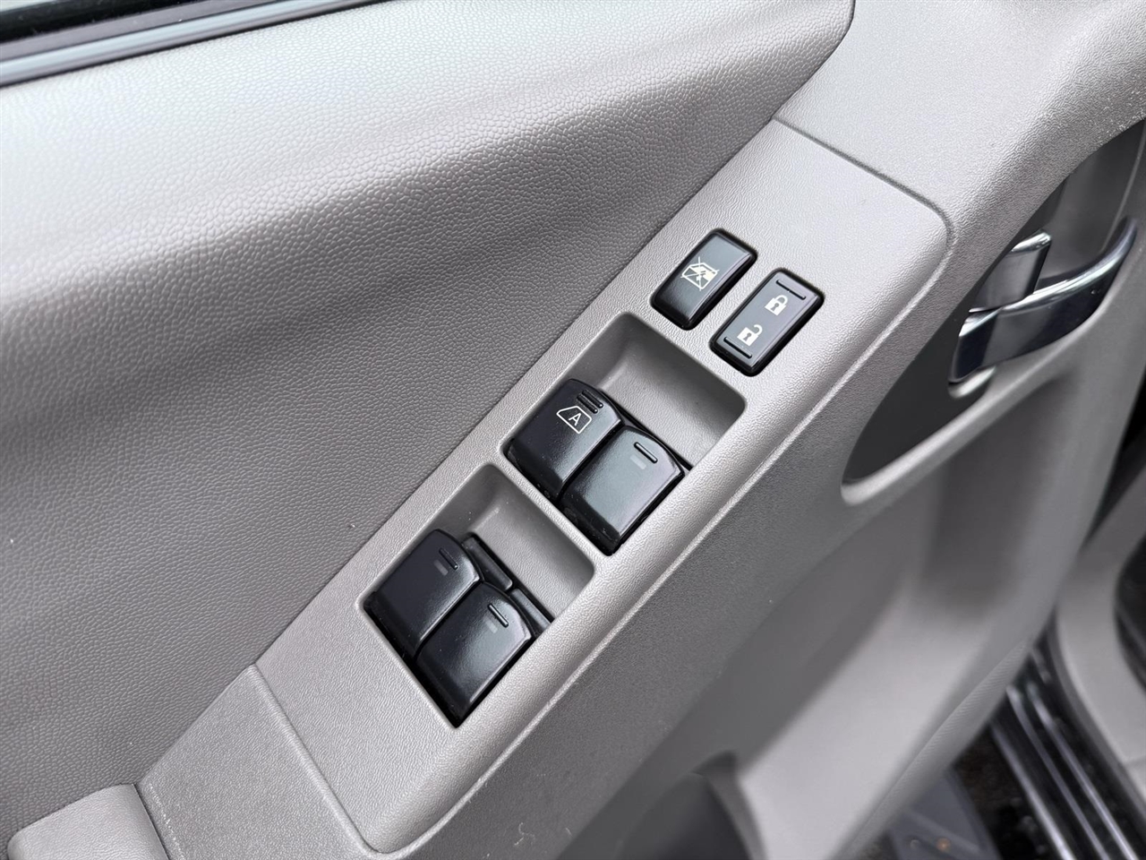 Nissan Frontier  2020