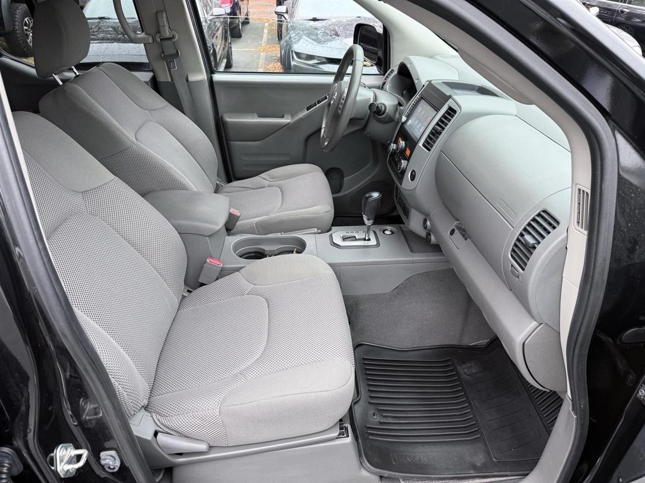 Nissan Frontier  2020