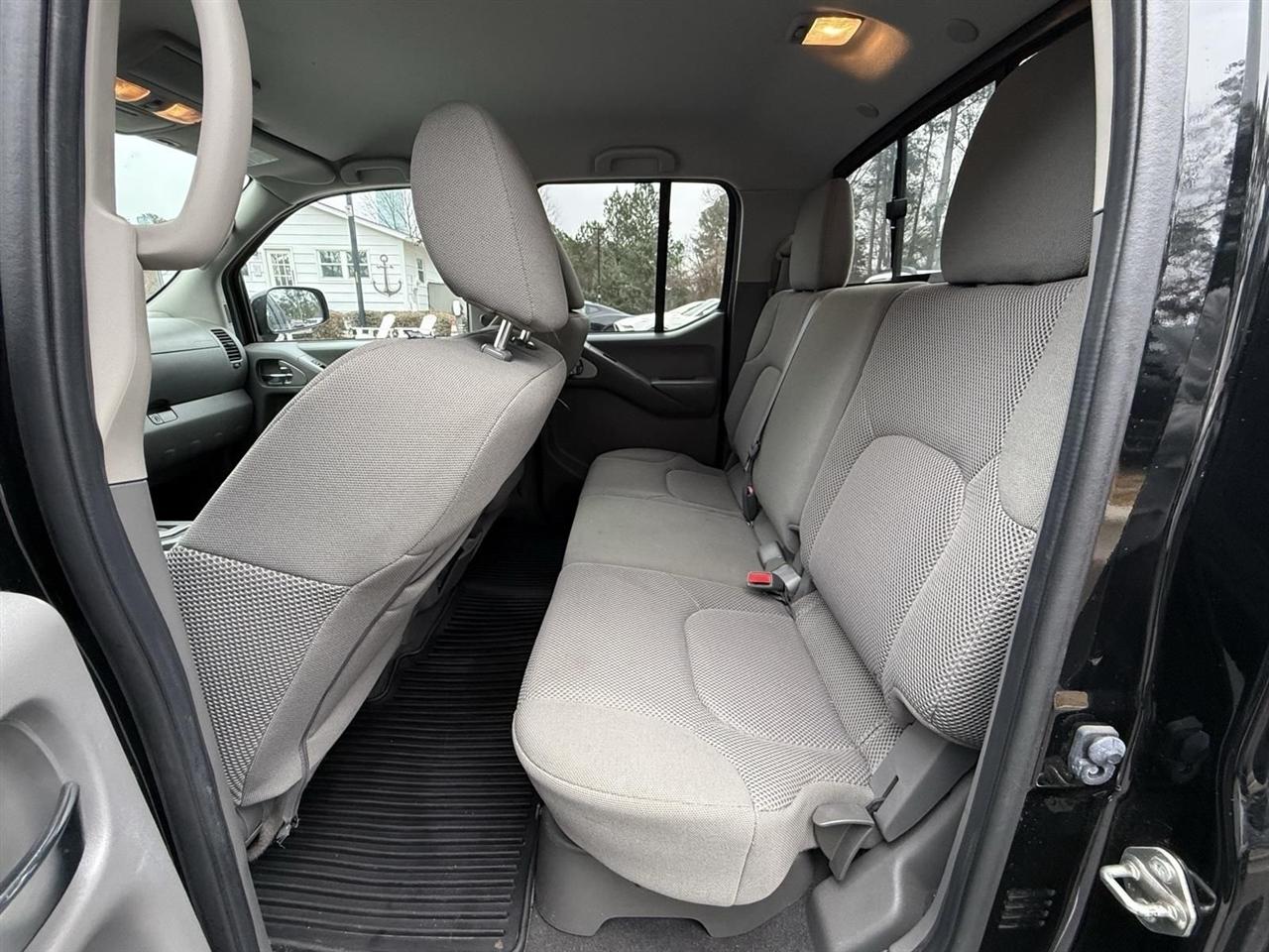 Nissan Frontier  2020