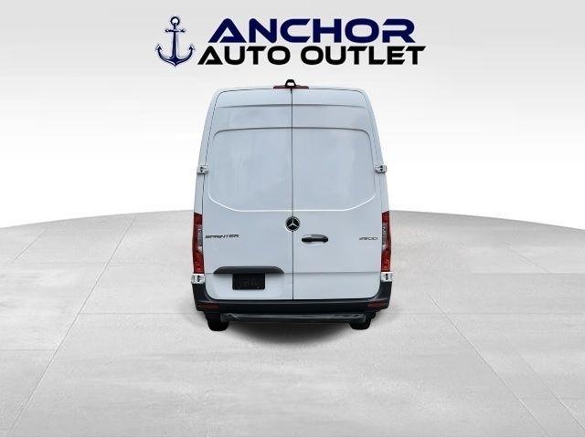 Mercedes-Benz Sprinter  2021