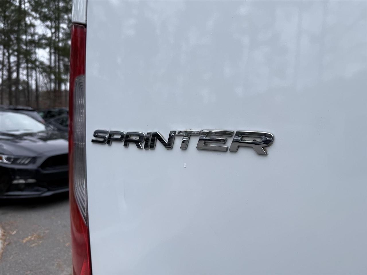 Mercedes-Benz Sprinter  2021