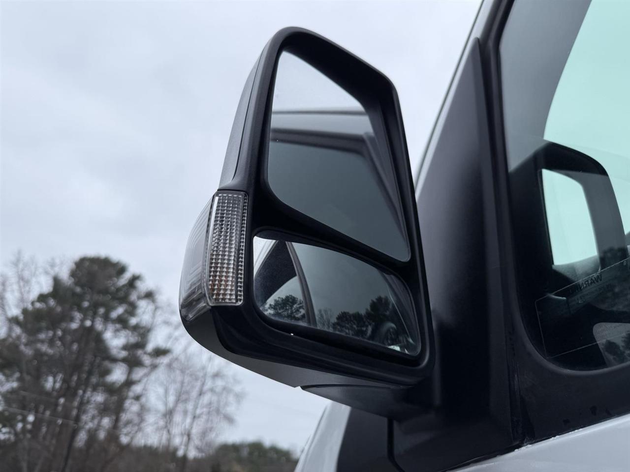 Mercedes-Benz Sprinter  2021