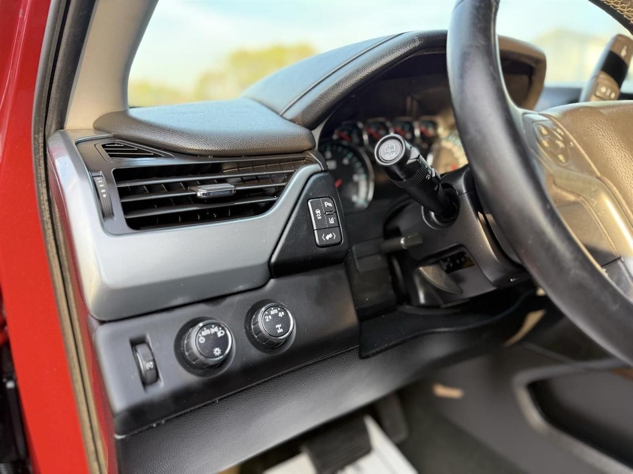 Chevrolet Tahoe  2015