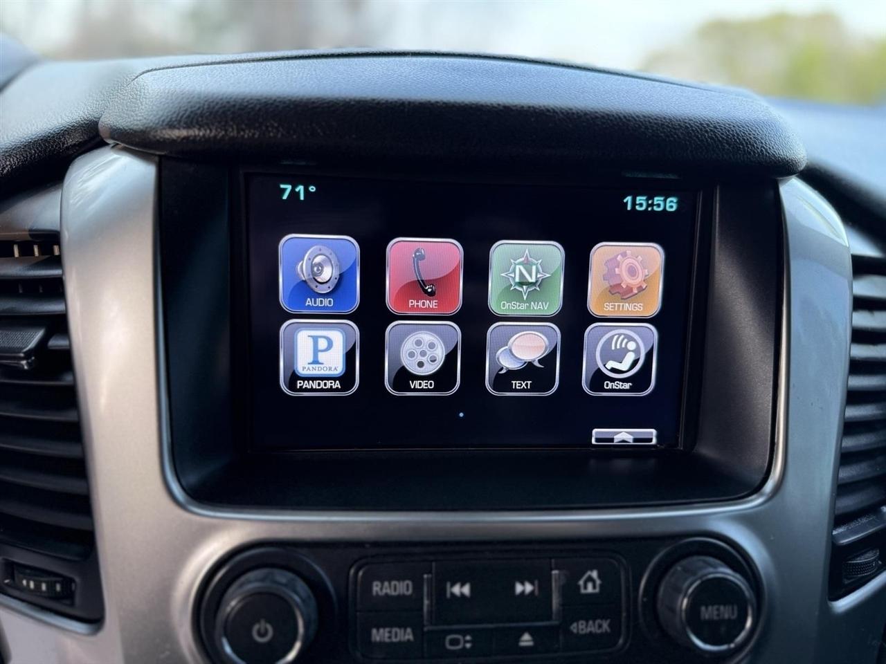 Chevrolet Tahoe  2015