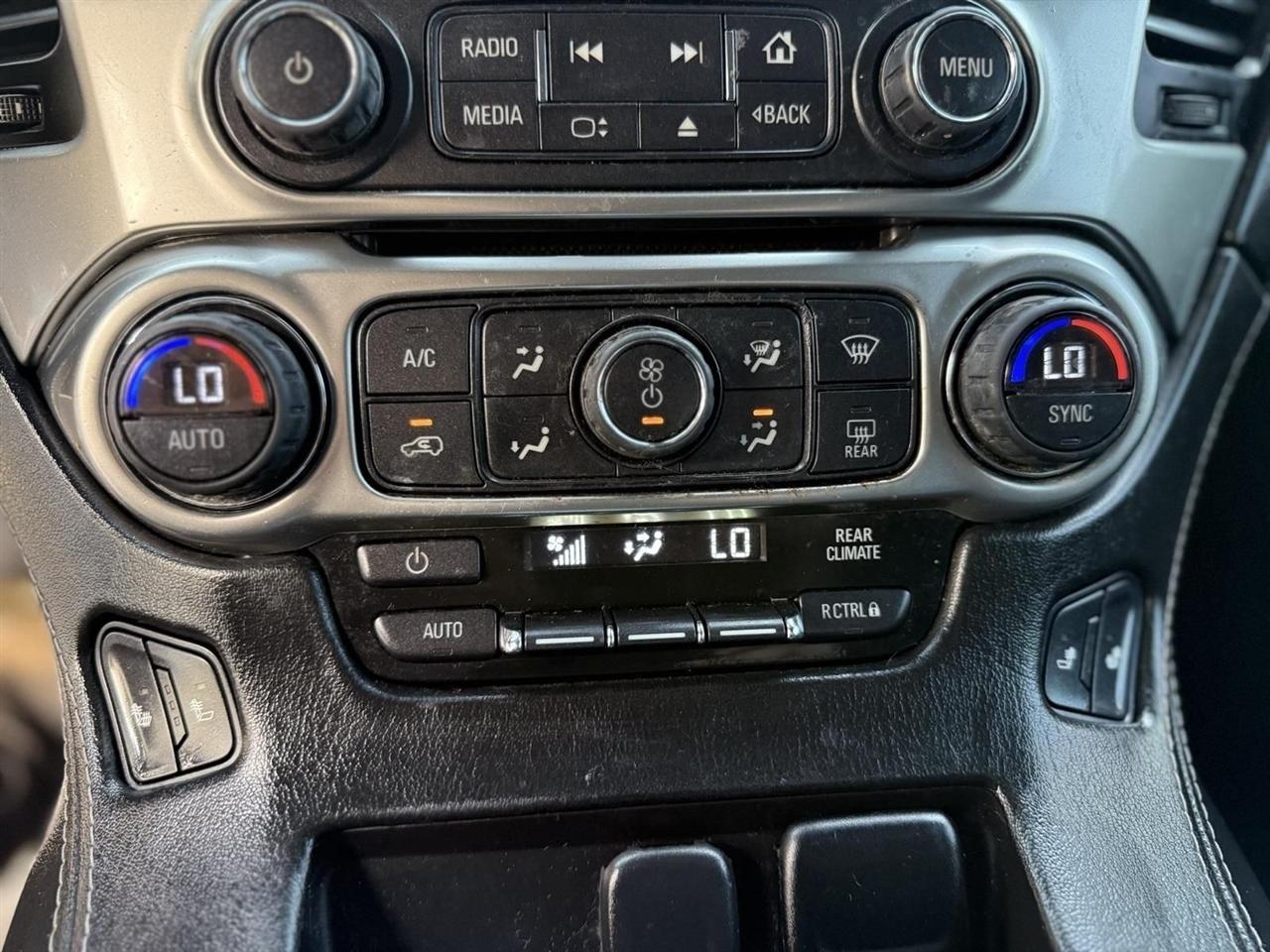 Chevrolet Tahoe  2015