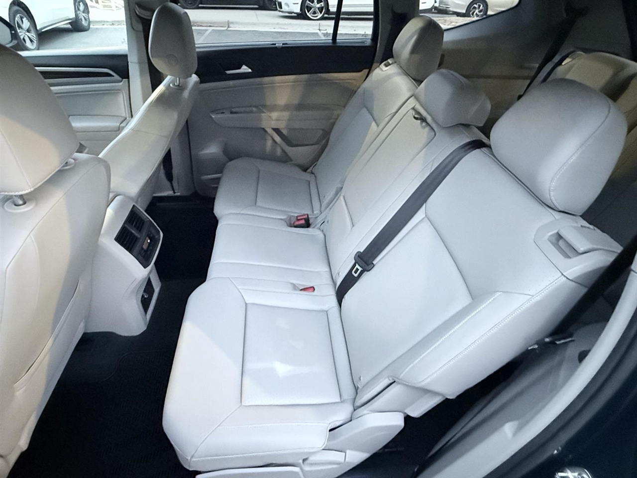 Volkswagen Atlas  2021