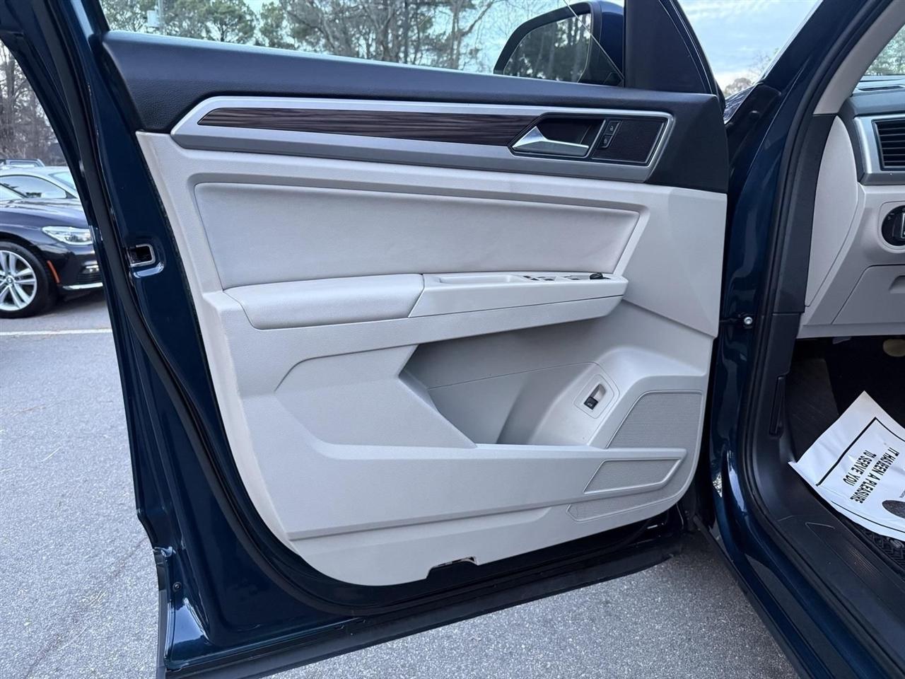 Volkswagen Atlas  2021