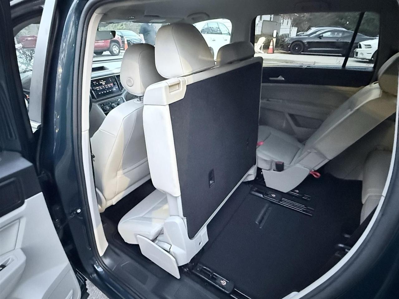 Volkswagen Atlas  2021