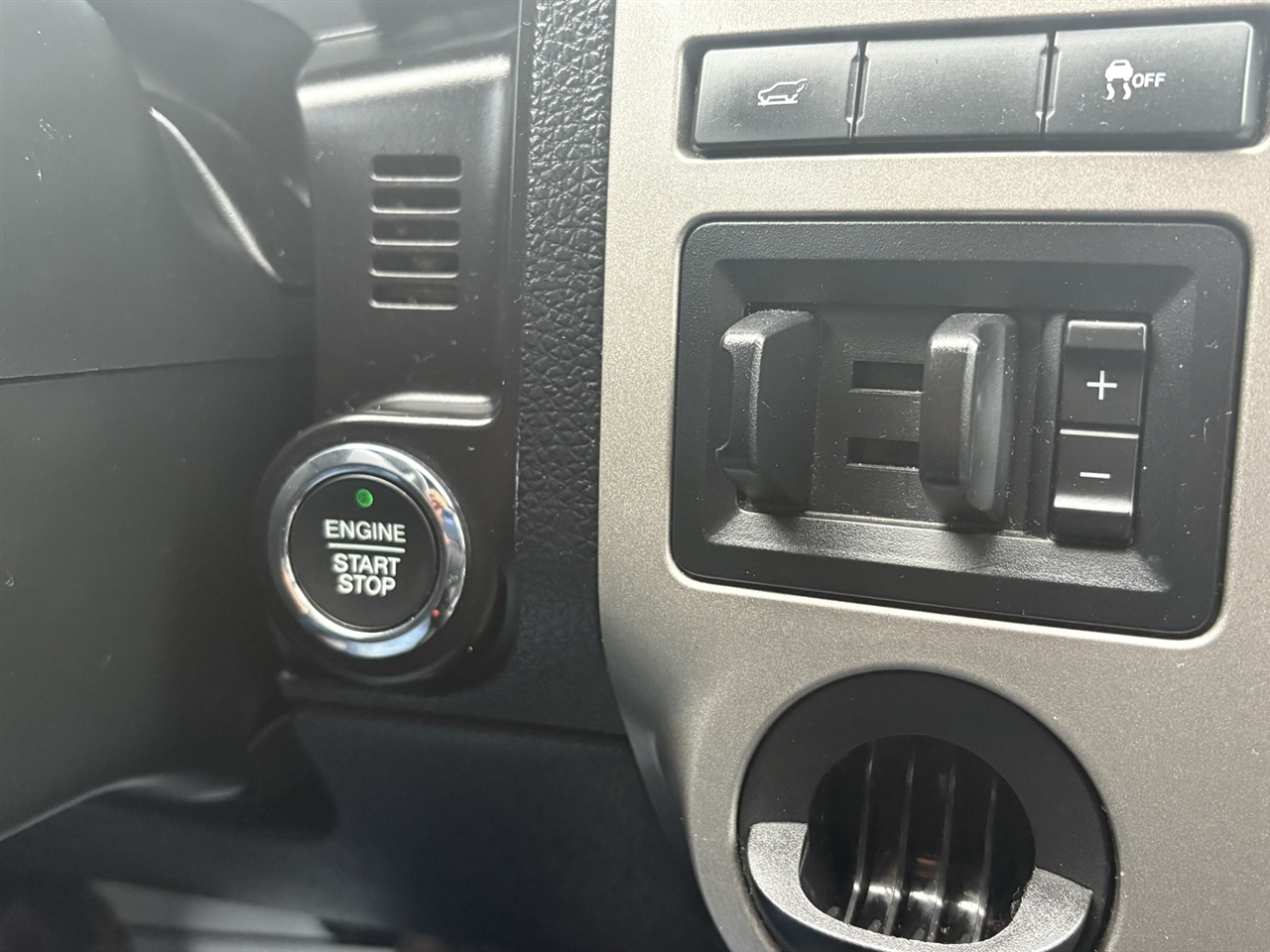 Ford Expedition  2015