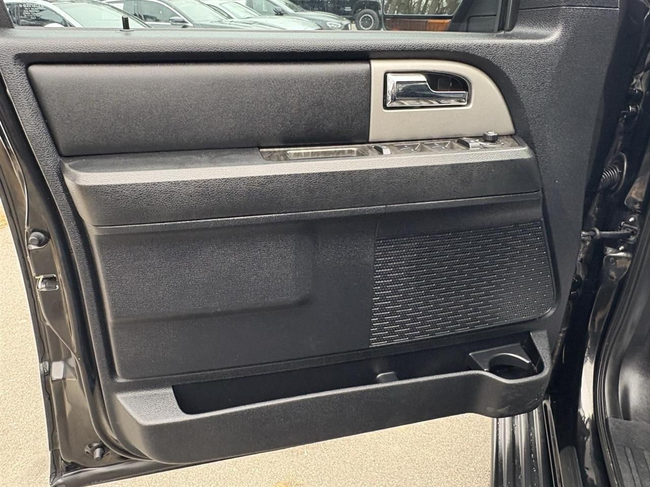 Ford Expedition  2015