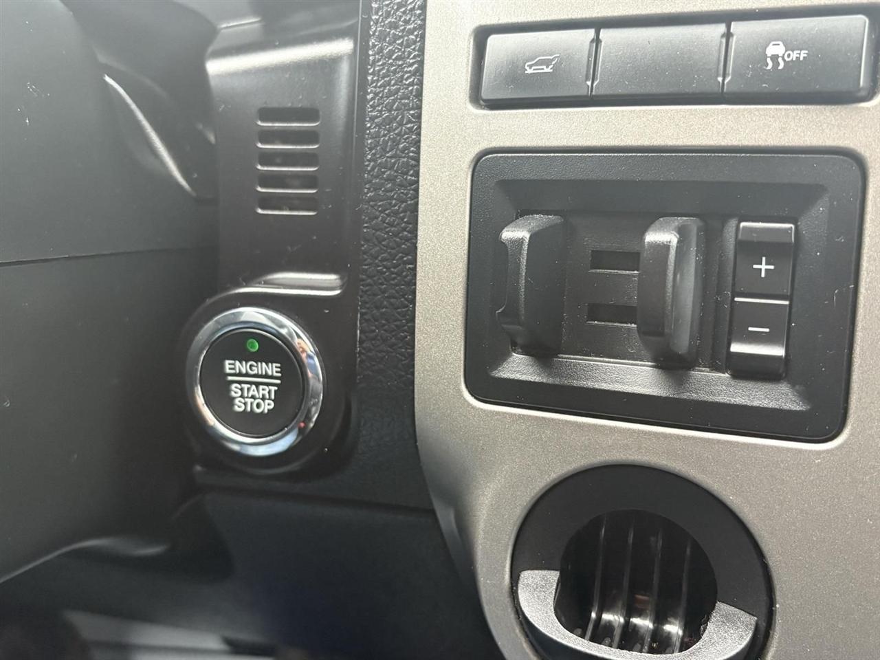 Ford Expedition  2015