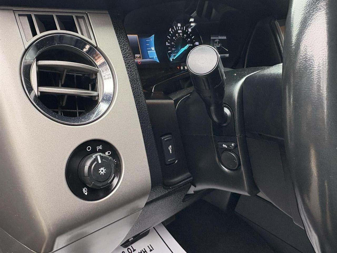 Ford Expedition  2015