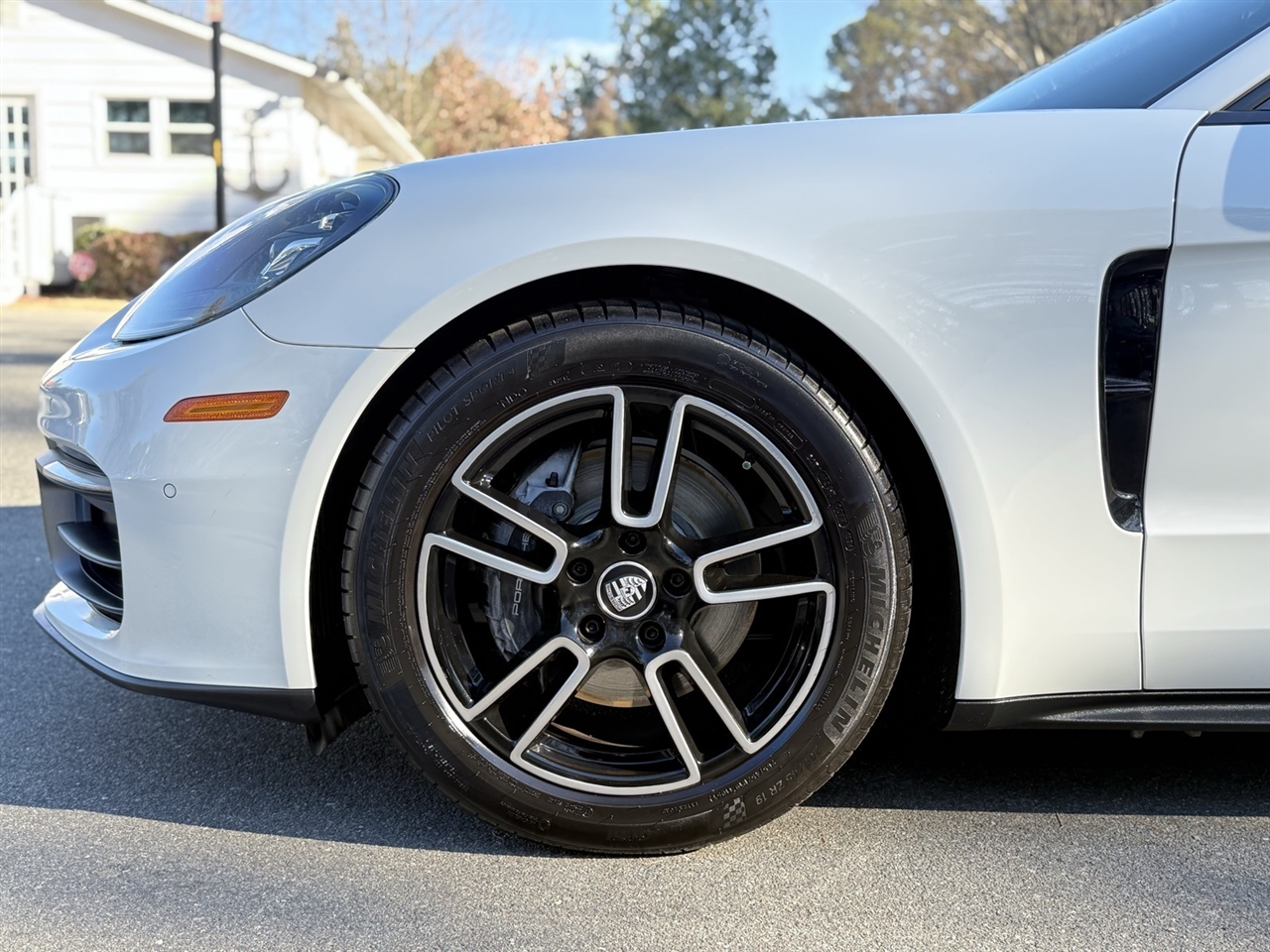 Porsche Panamera  2021