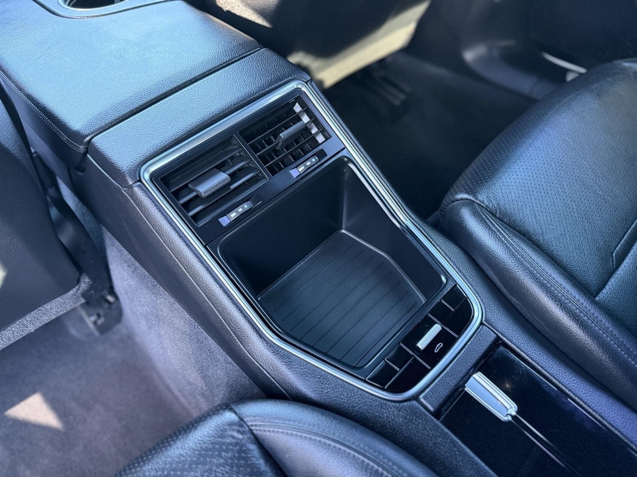 Porsche Panamera  2021