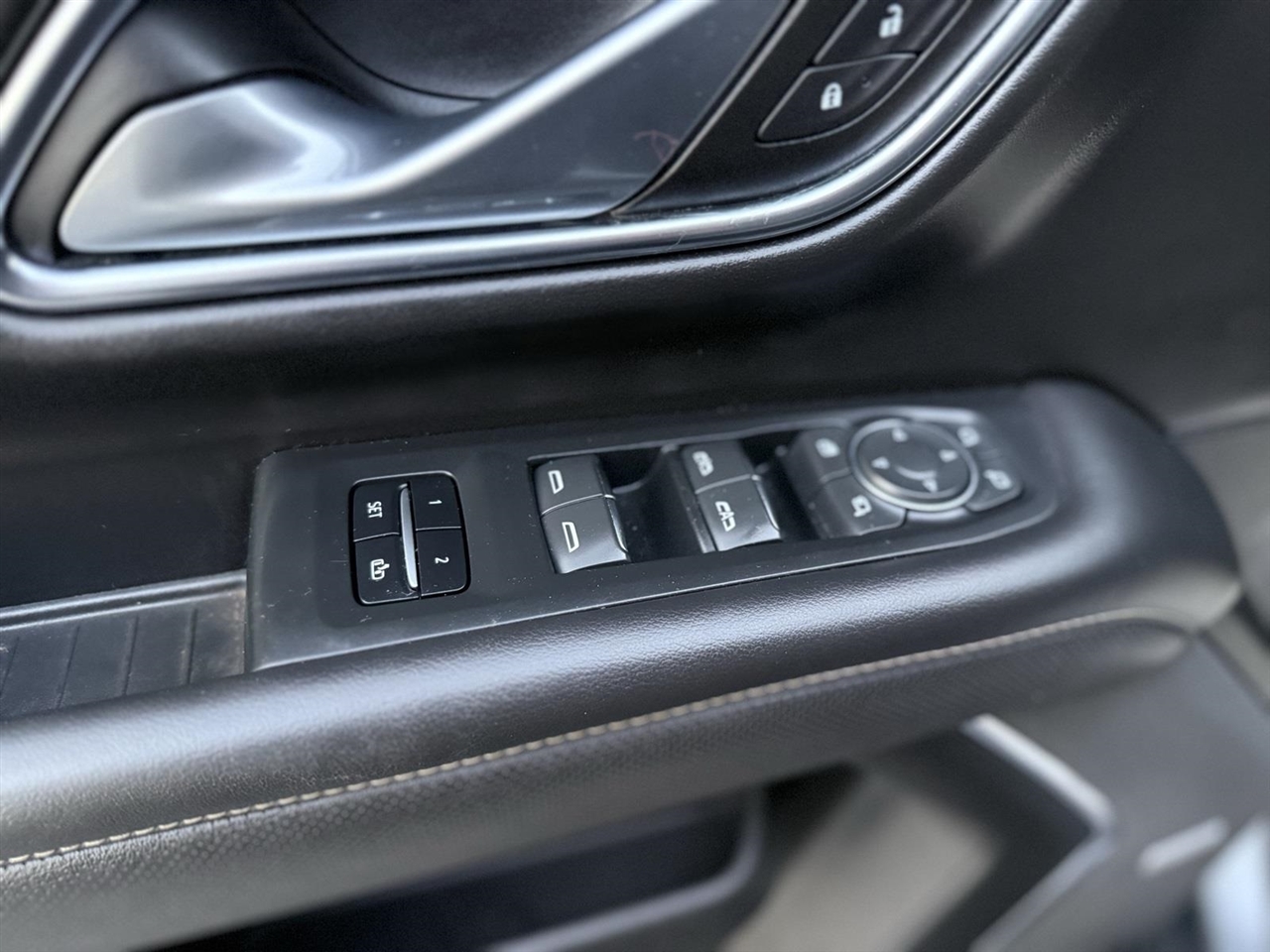 Chevrolet Suburban  2022