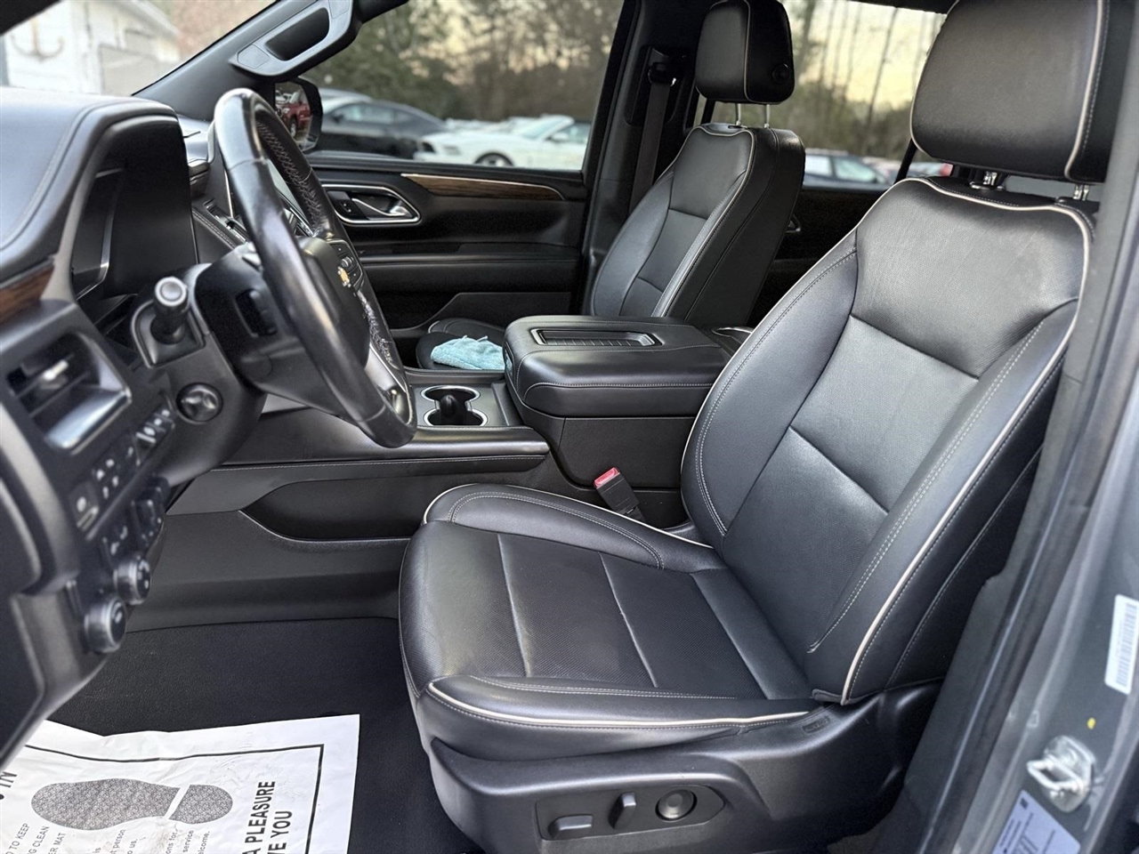 Chevrolet Suburban  2022