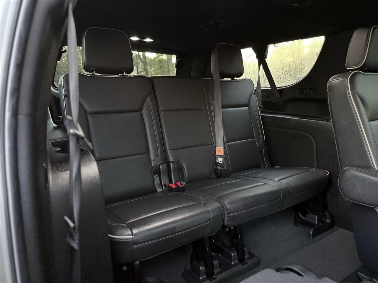 Chevrolet Suburban  2022