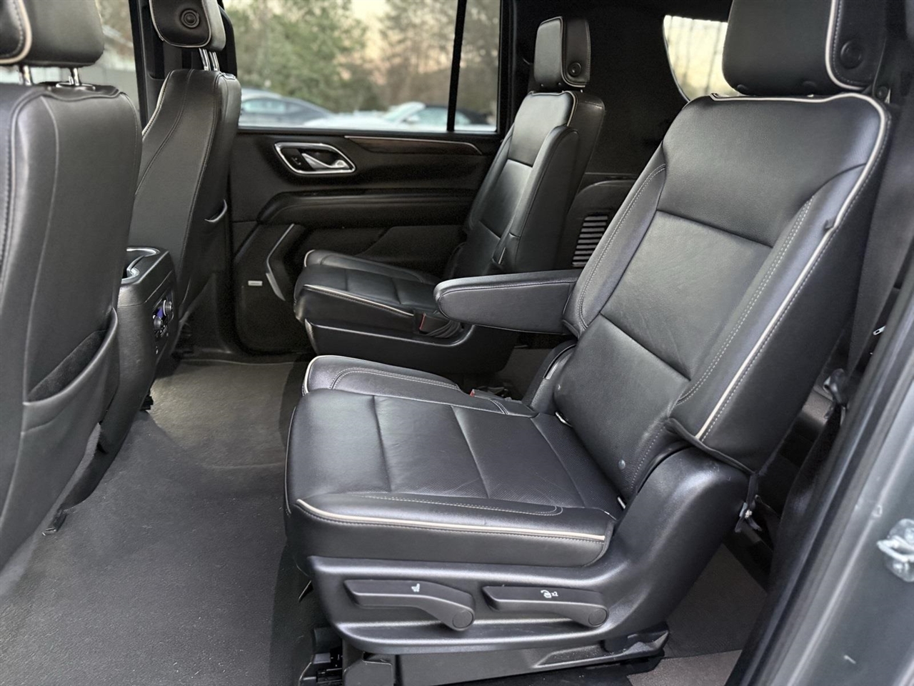 Chevrolet Suburban  2022