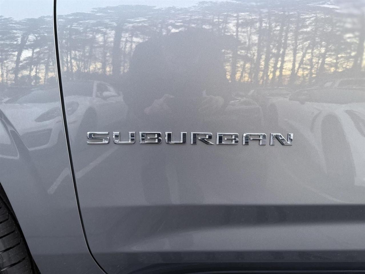 Chevrolet Suburban  2022