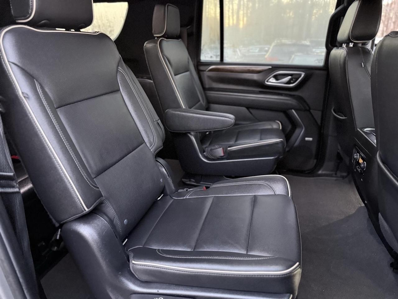 Chevrolet Suburban  2022