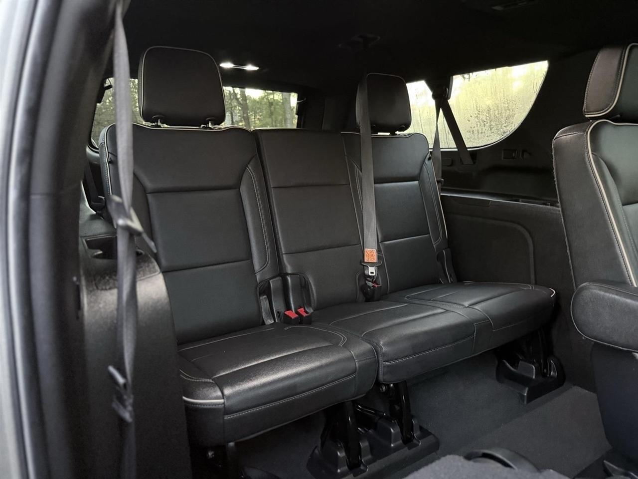 Chevrolet Suburban  2022