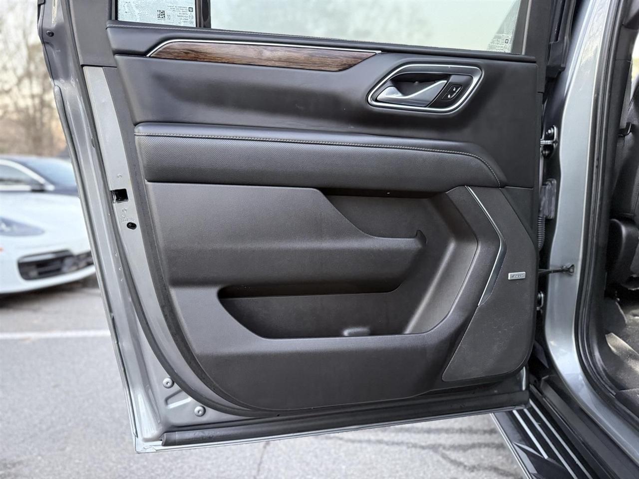 Chevrolet Suburban  2022