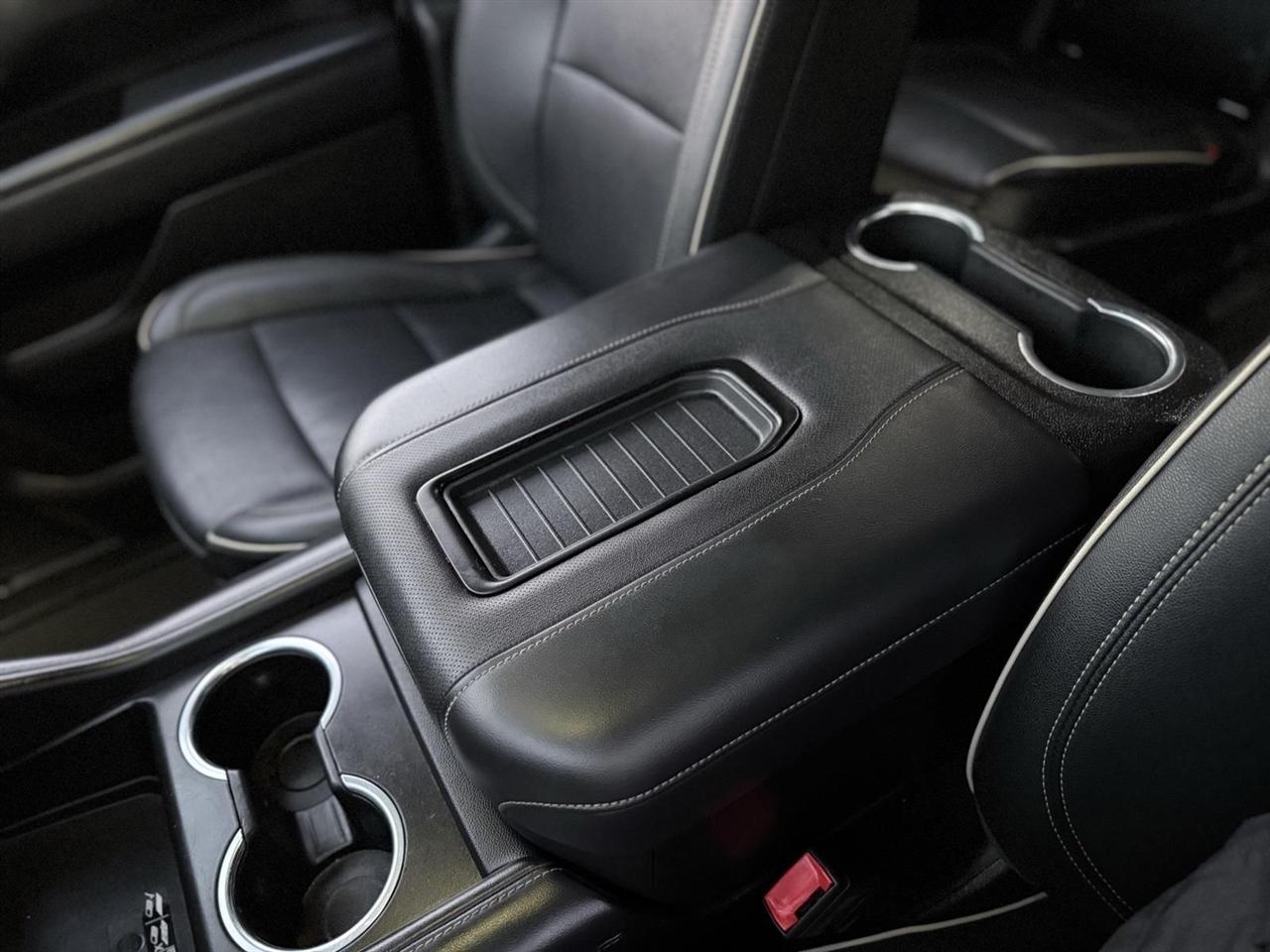 Chevrolet Suburban  2022