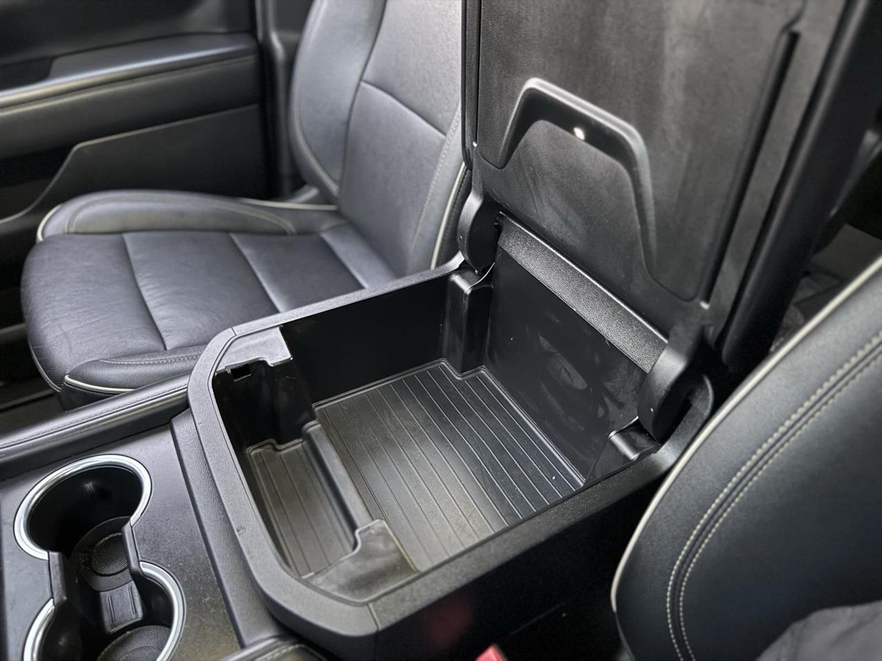 Chevrolet Suburban  2022